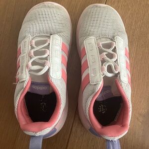 Toddler Girl Adidas sneaker